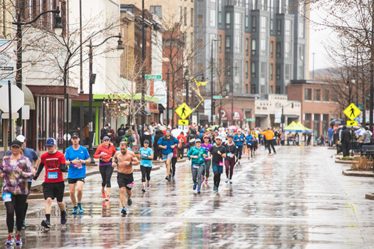 Runners running in the Eau Claire Marathon in downtown Eau Claire 